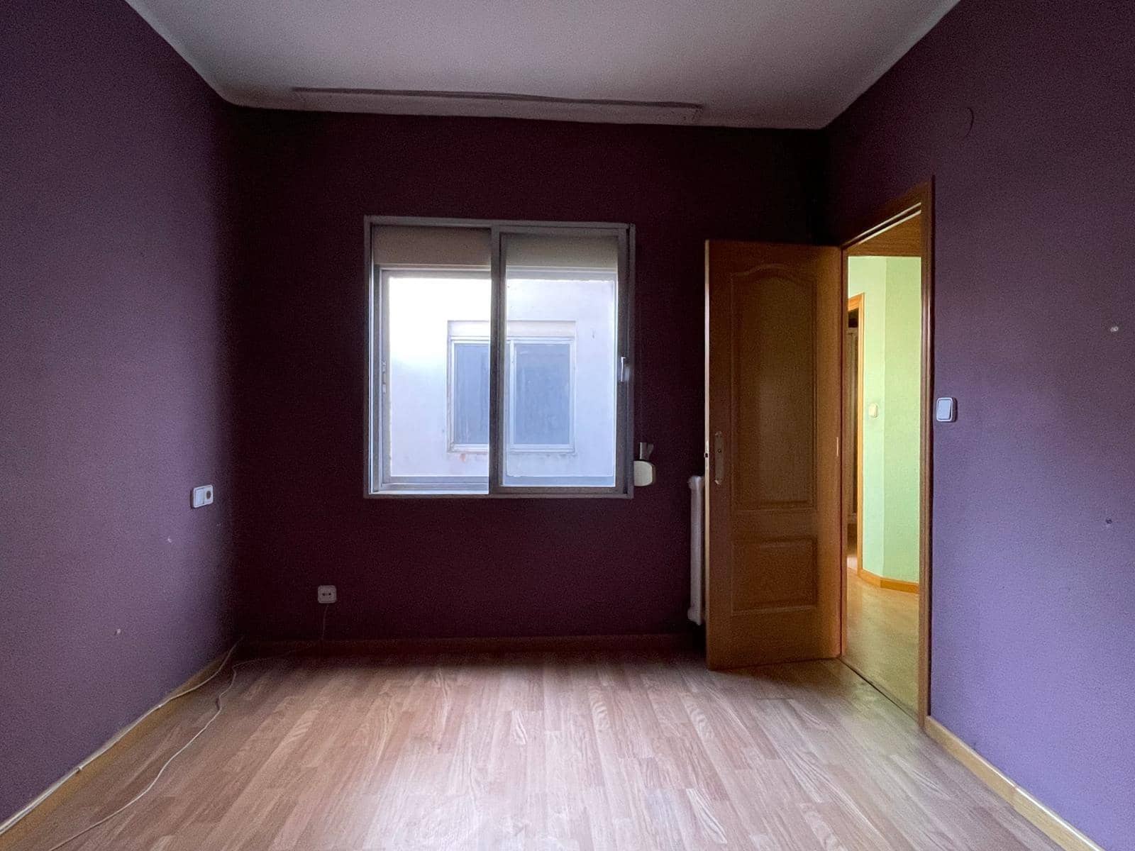 3 soveværelse Lejlighed til salg i Ponferrada - € 90.000 (Ref: 8896699)