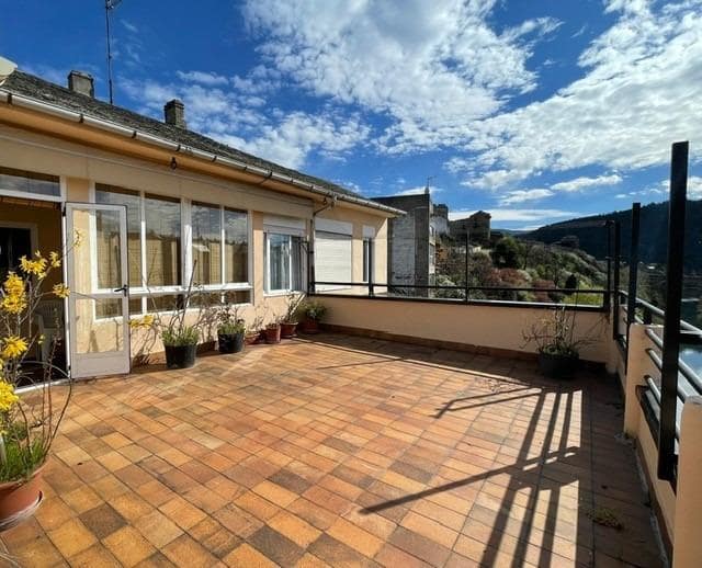 4 soverom Leilighet til salgs i Ponferrada - € 170 000 (Ref: 8905564)