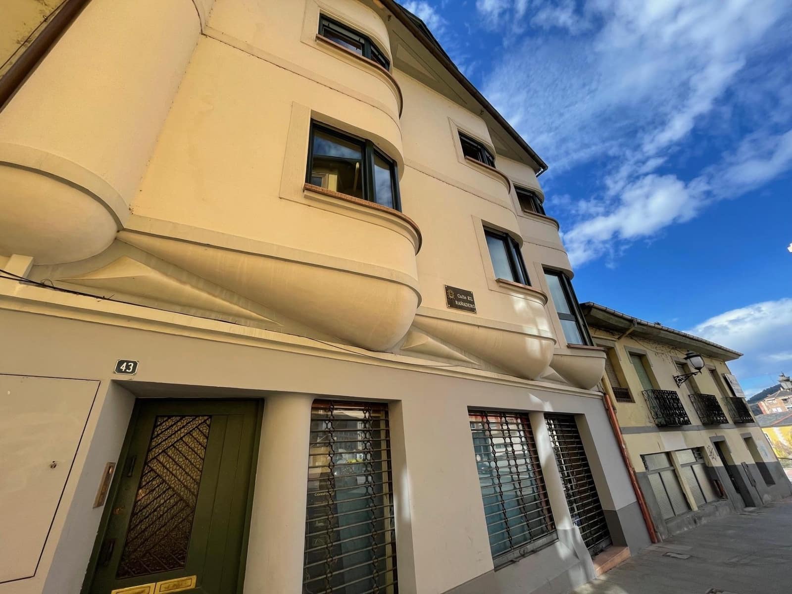 4 soverom Leilighet til salgs i Ponferrada - € 170 000 (Ref: 8905564)