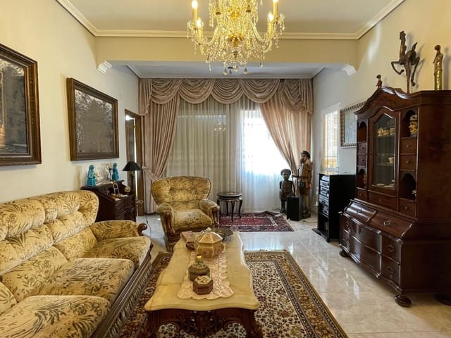 4 slaapkamer Flat te koop in Ponferrada - € 170.000 (Ref: 8905564)