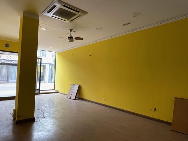 Gewerbe zu vermieten in Ponferrada - 600 € (Ref: 8907504)