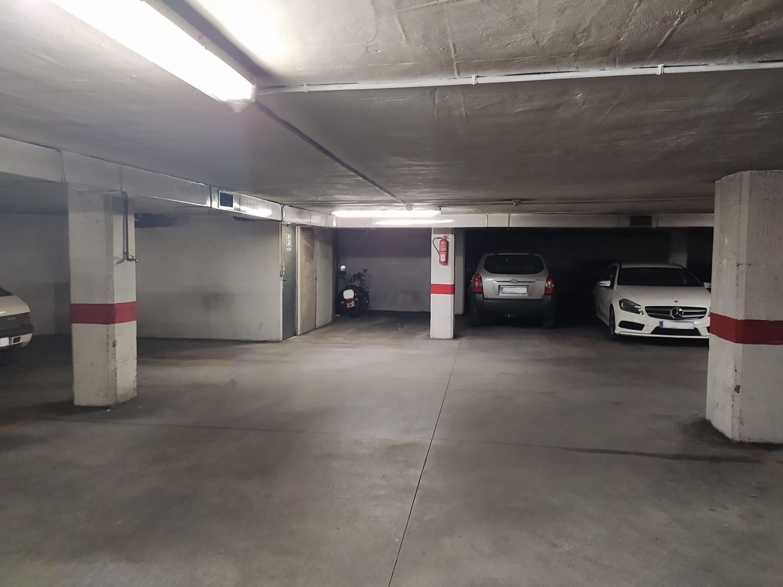 Garage for sale in Ponferrada - € 14,000 (Ref: 8928590)