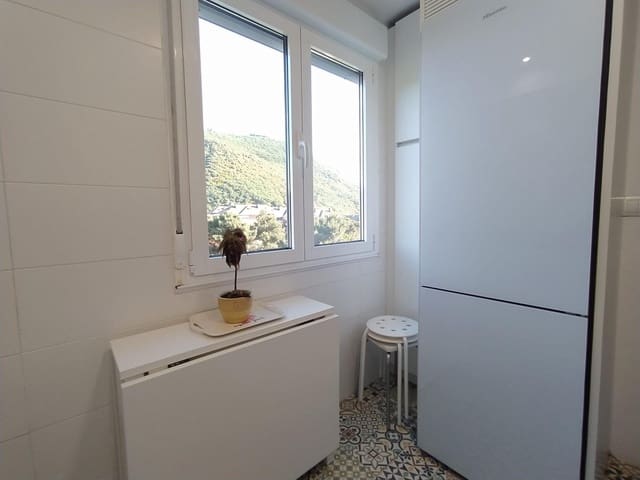 2 soveværelse Lejlighed til salg i Ponferrada - € 65.000 (Ref: 9014222)