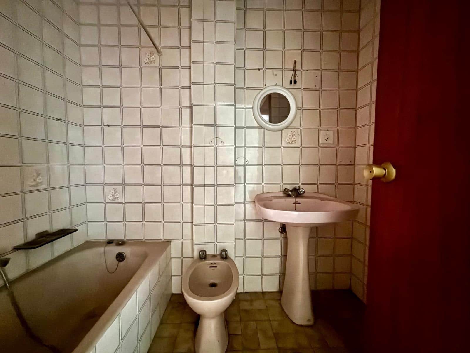 4 soverom Leilighet til salgs i Ponferrada - € 67 000 (Ref: 9018429)