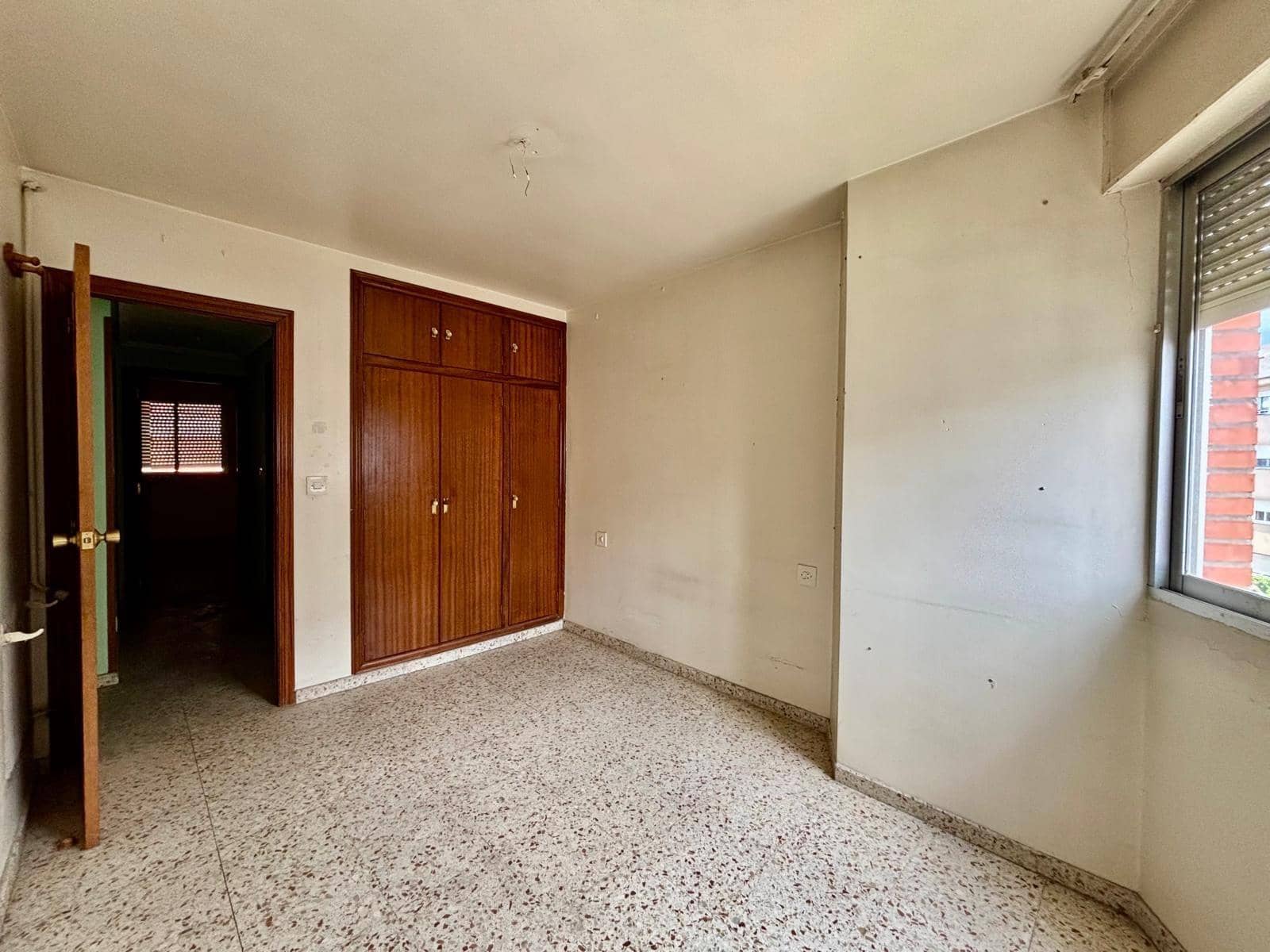 4 soverom Leilighet til salgs i Ponferrada - € 67 000 (Ref: 9018429)