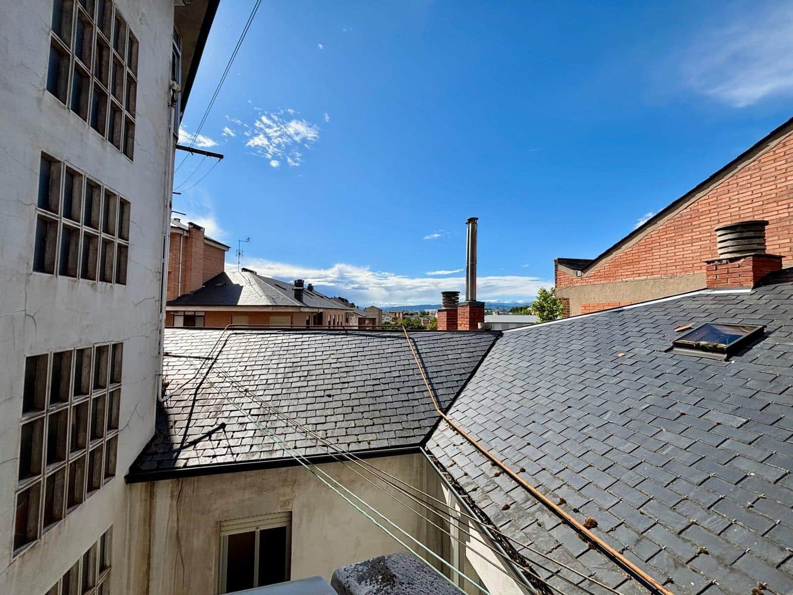 4 soverom Leilighet til salgs i Ponferrada - € 67 000 (Ref: 9018429)