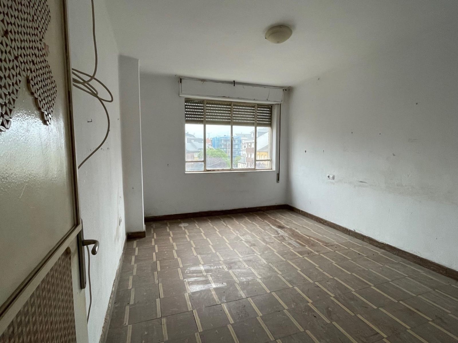 4 soveværelse Lejlighed til salg i Bembibre - € 27.000 (Ref: 9029622)