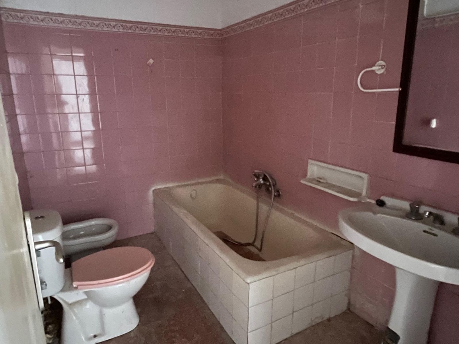 4 soveværelse Lejlighed til salg i Bembibre - € 27.000 (Ref: 9029622)