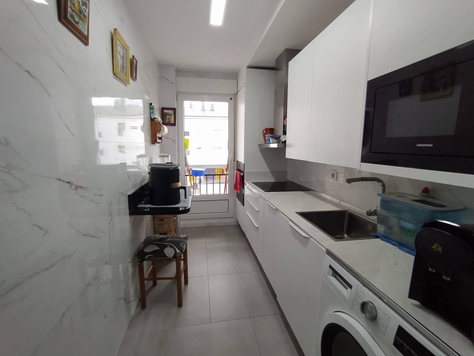 3 soveværelse Lejlighed til salg i Ponferrada - € 140.000 (Ref: 9065278)