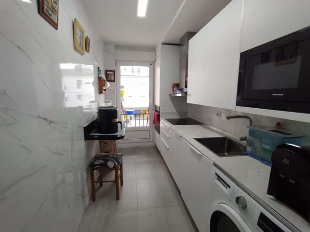 3 slaapkamer Flat te koop in Ponferrada - € 140.000 (Ref: 9065278)