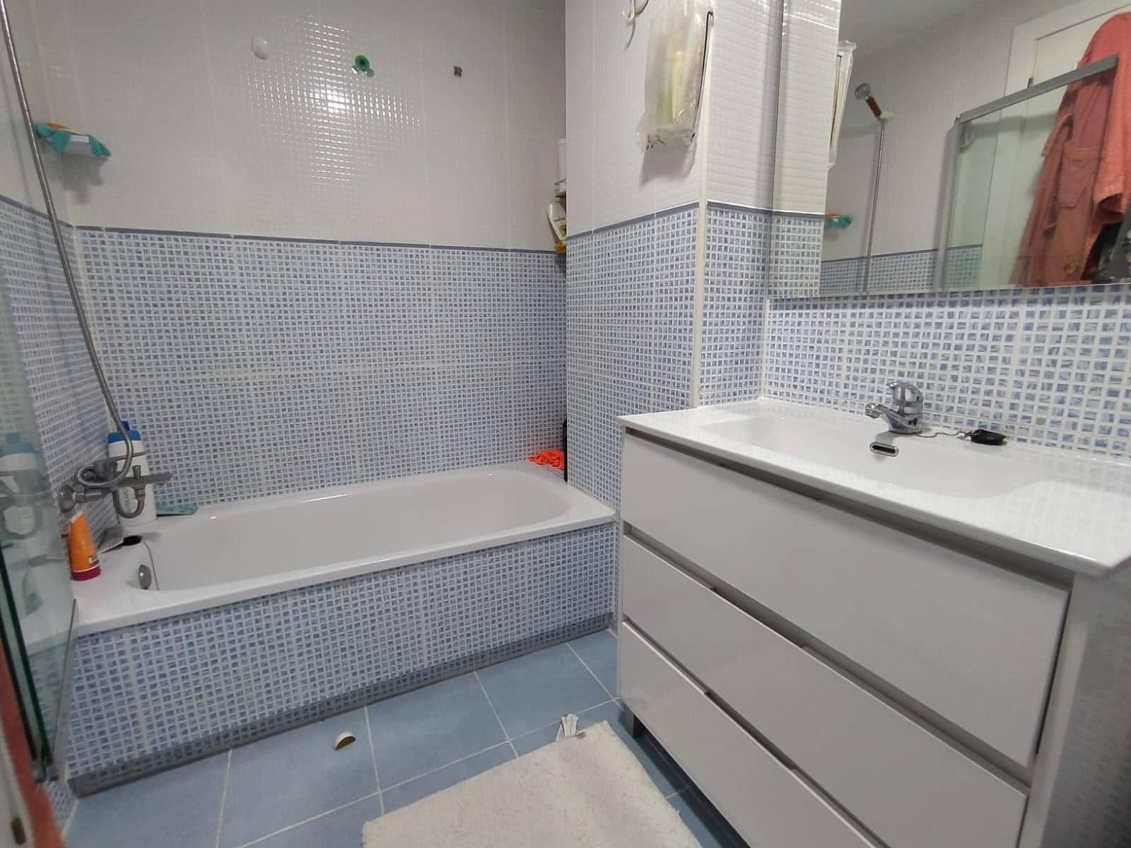 3 soveværelse Lejlighed til salg i Ponferrada - € 140.000 (Ref: 9065278)