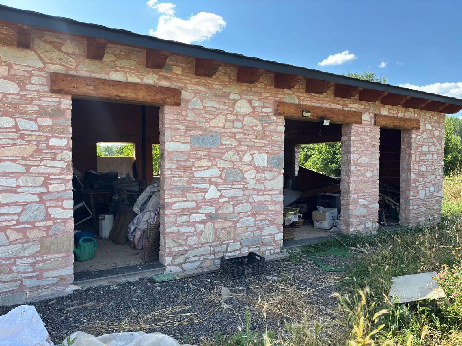 Finca/Herregård til salgs i Ponferrada - € 85 000 (Ref: 9095324)