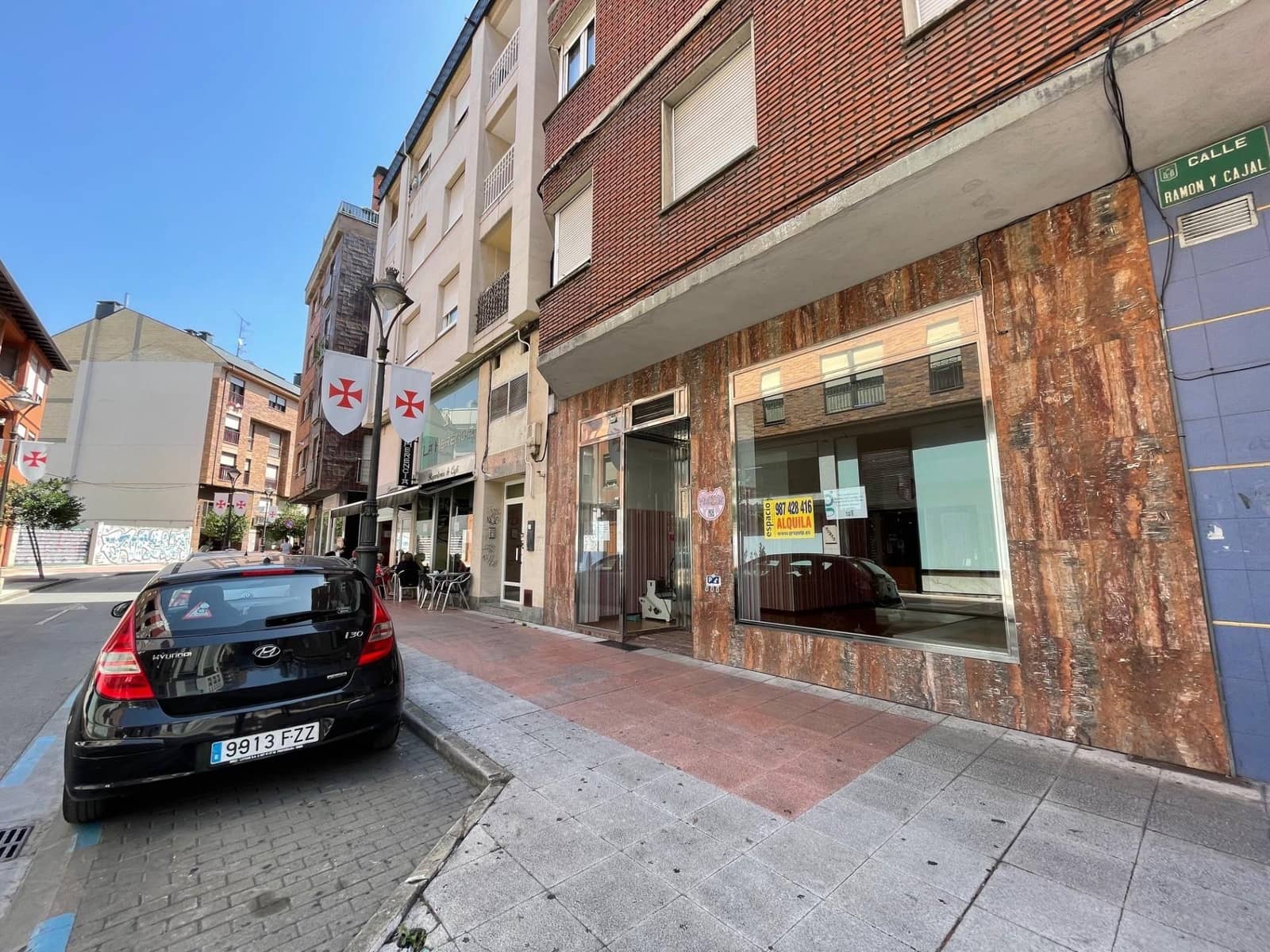 Erhverv til leje i Ponferrada - € 670 (Ref: 9100808)