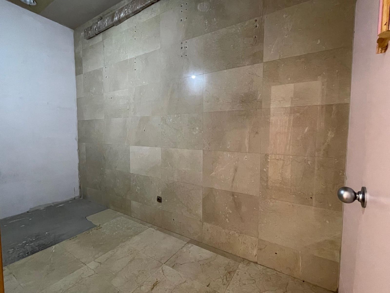 Erhverv til leje i Ponferrada - € 670 (Ref: 9100808)