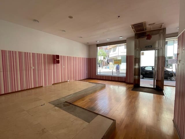 Komercyjne do wynajęcia w Ponferrada - 670 € (Ref: 9100808)