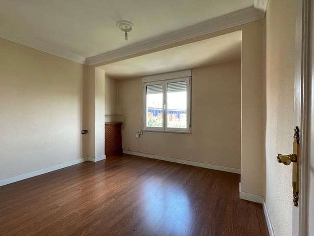 4 camera da letto Appartamento in vendita in Ponferrada - 99.000 € (Rif: 9116161)