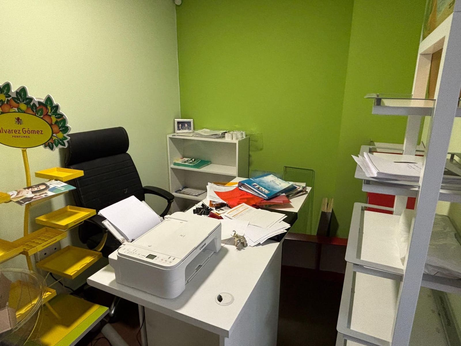 Erhverv til salg i Ponferrada - € 230.000 (Ref: 9125153)