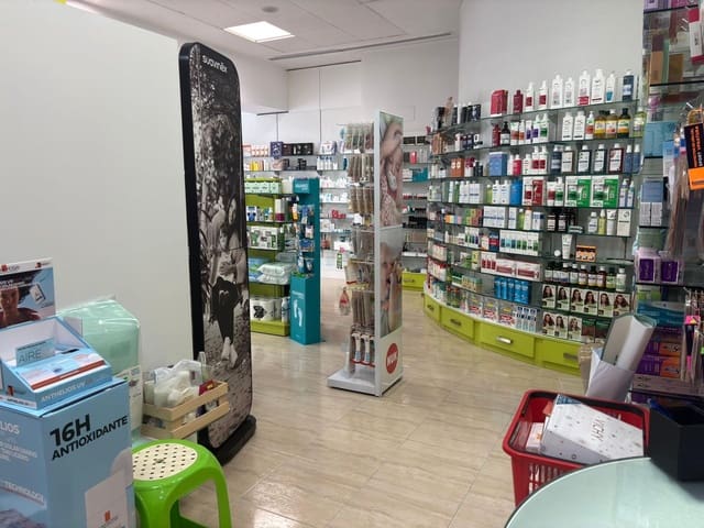 Erhverv til salg i Ponferrada - € 230.000 (Ref: 9125153)