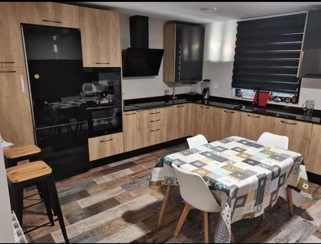 4 sypialnia Dom na sprzedaż w Ponferrada - 195 000 € (Ref: 9126831)