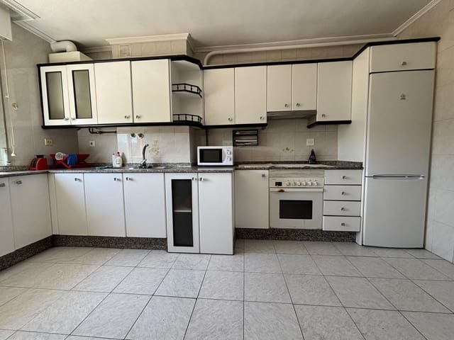 4 camera da letto Appartamento in vendita in Ponferrada - 97.000 € (Rif: 9147252)