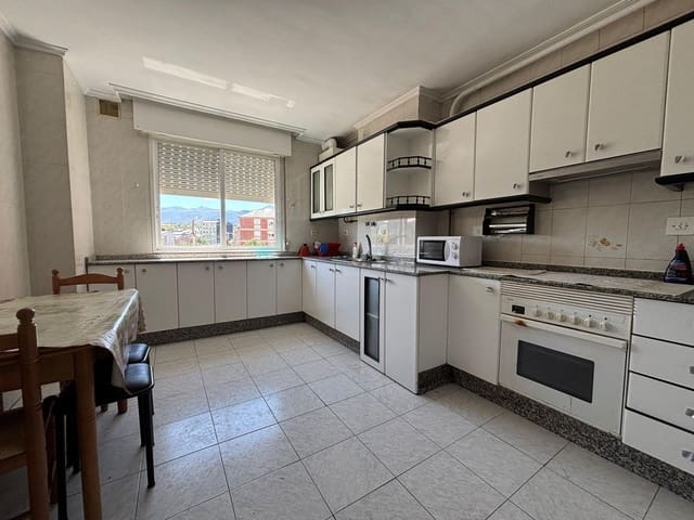4 camera da letto Appartamento in vendita in Ponferrada - 97.000 € (Rif: 9147252)