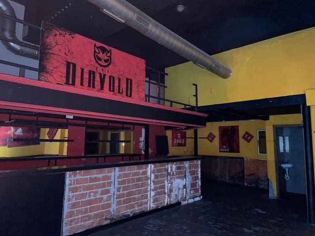 Comercial para venda em Villablino - 25 000 € (Ref: 9163796)