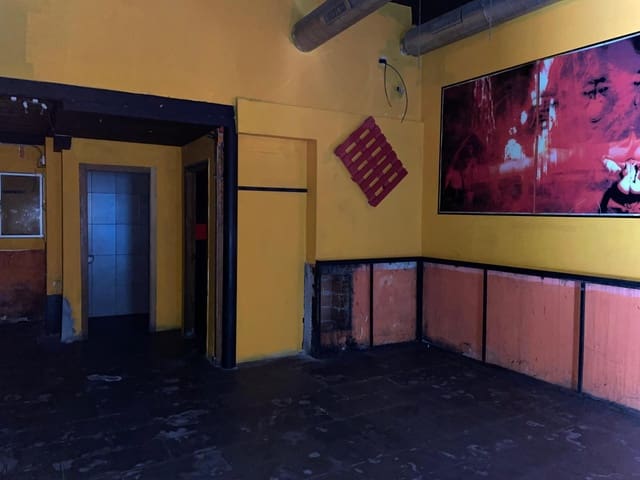 Comercial para venda em Villablino - 25 000 € (Ref: 9163796)