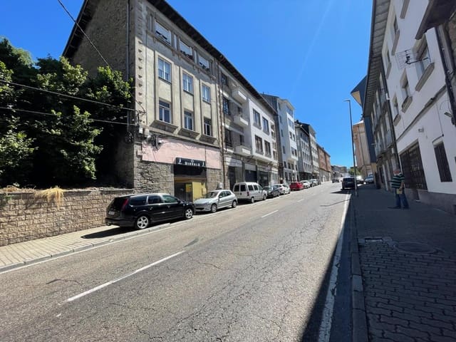 Comercial para venda em Villablino - 25 000 € (Ref: 9163796)