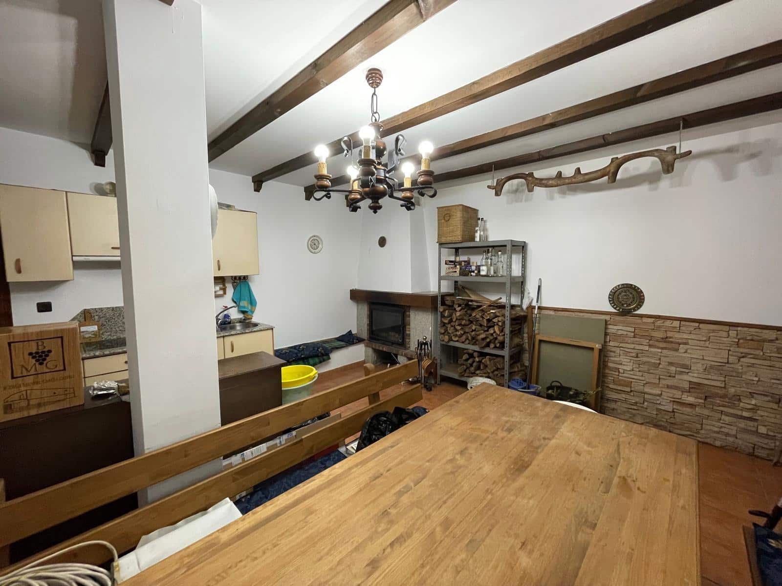 4 soveværelse Rækkehus til salg i Ponferrada med garage - € 319.000 (Ref: 9166948)