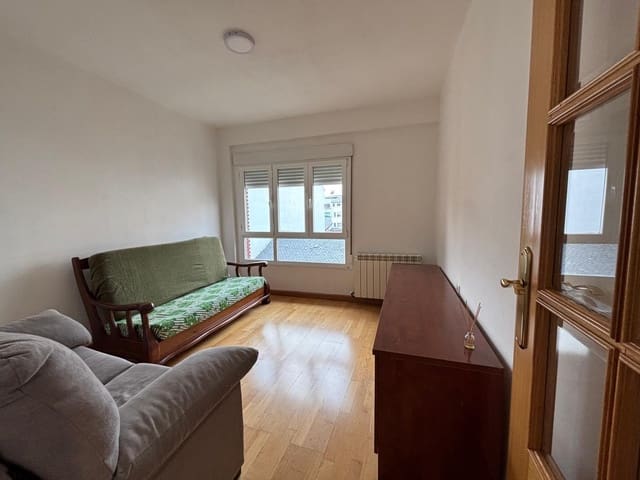 3 makuuhuone Asunto vuokrattavana paikassa Ponferrada - 430 € (Ref: 9188516)
