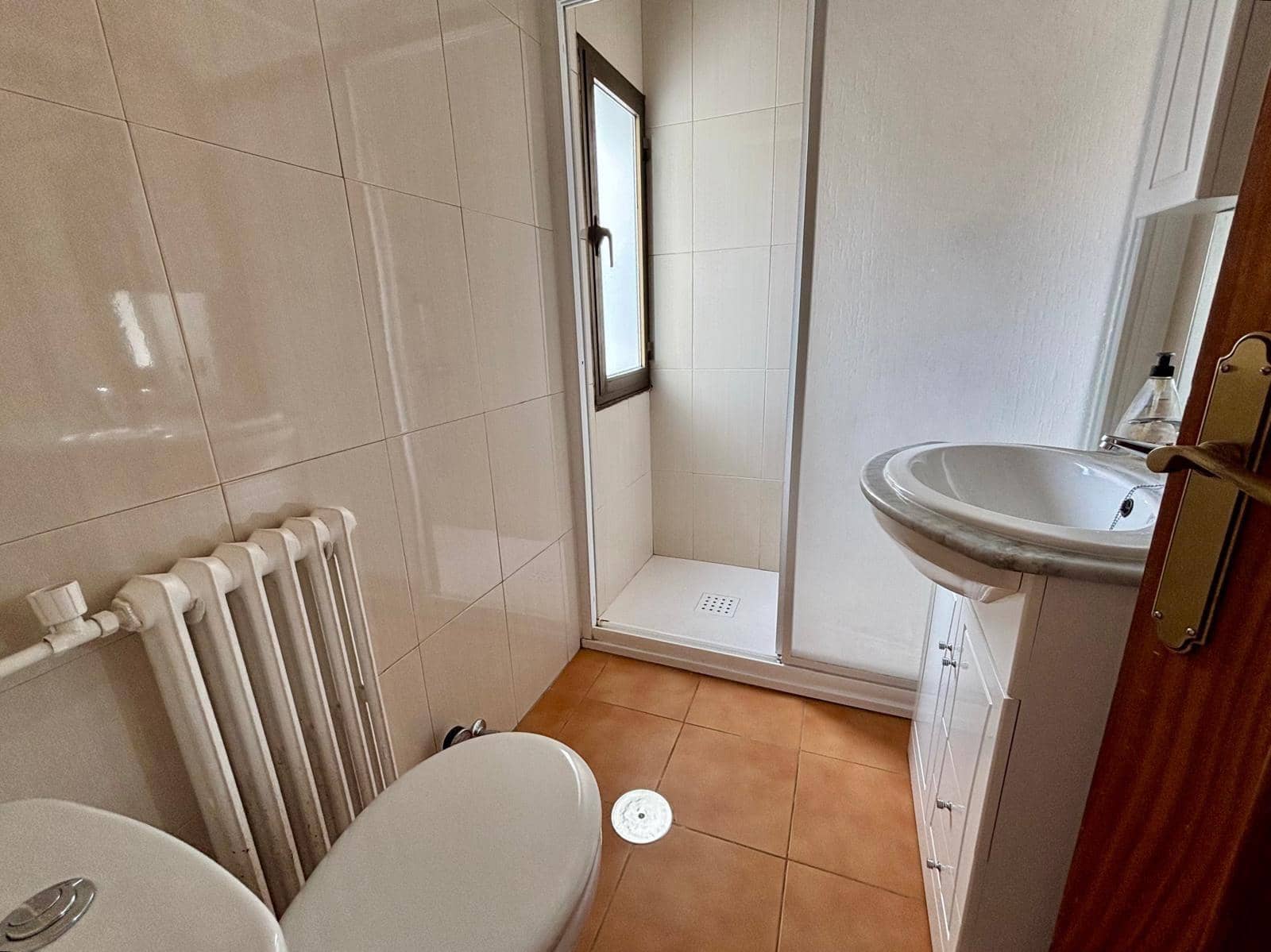 3 sypialnia Mieszkanie do wynajęcia w Ponferrada - 330 € (Ref: 9188517)