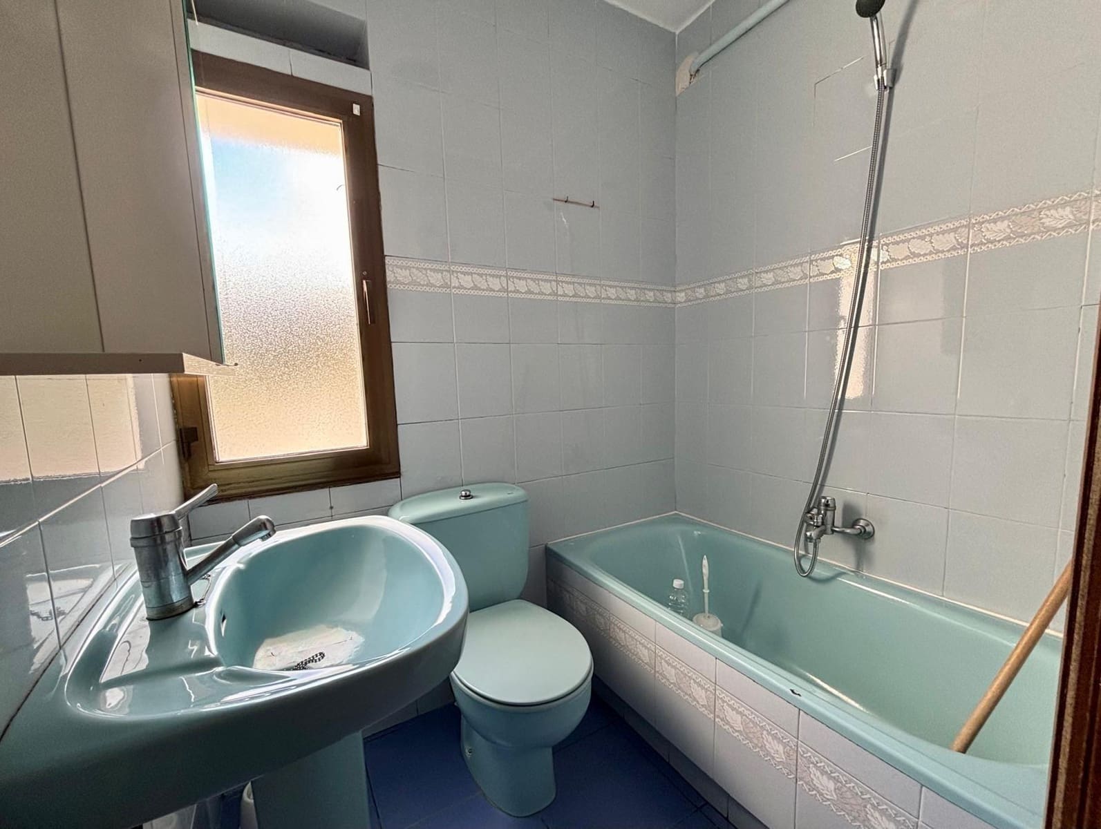 3 sypialnia Mieszkanie do wynajęcia w Ponferrada - 330 € (Ref: 9188517)