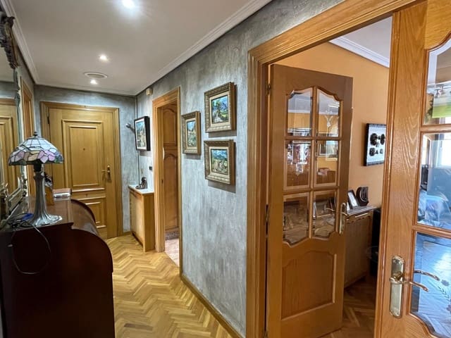 3 slaapkamer Flat te koop in Ponferrada - € 78.000 (Ref: 9191132)