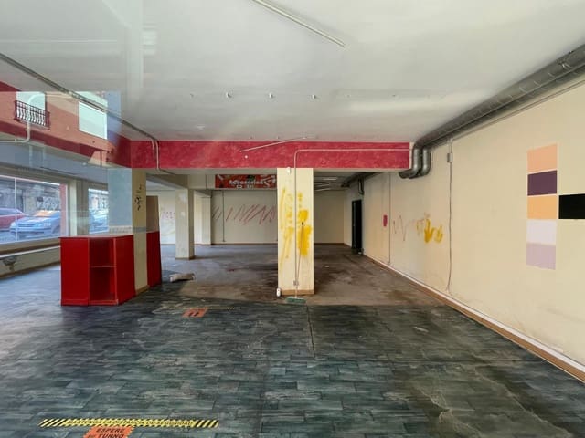 Comercial para venda em Leão cidade - 144 000 € (Ref: 9197796)