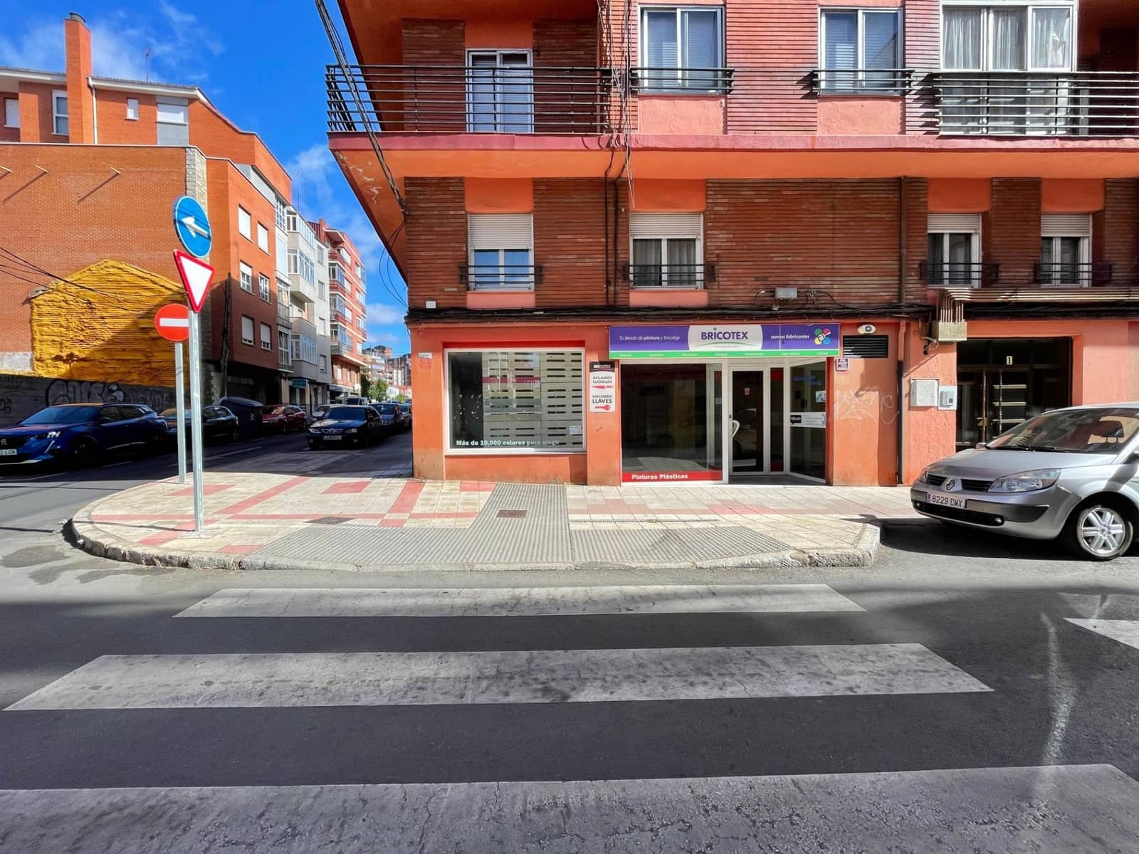 Erhverv til salg i Leon by - € 144.000 (Ref: 9197796)