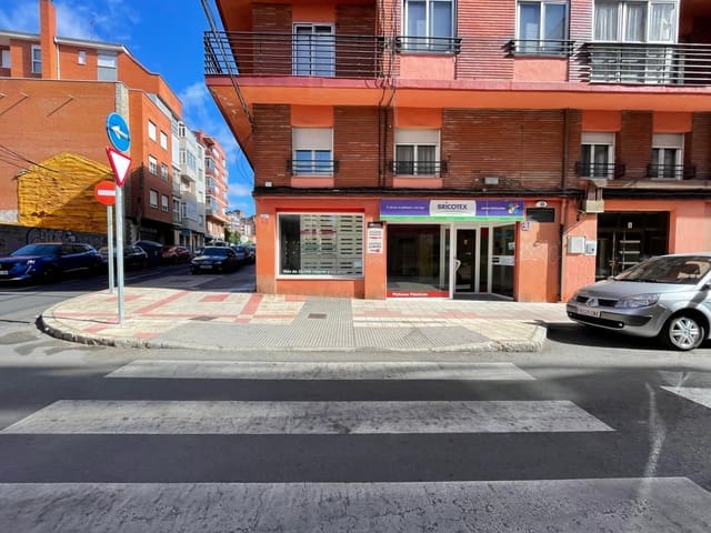 Comercial para venda em Leão cidade - 144 000 € (Ref: 9197796)