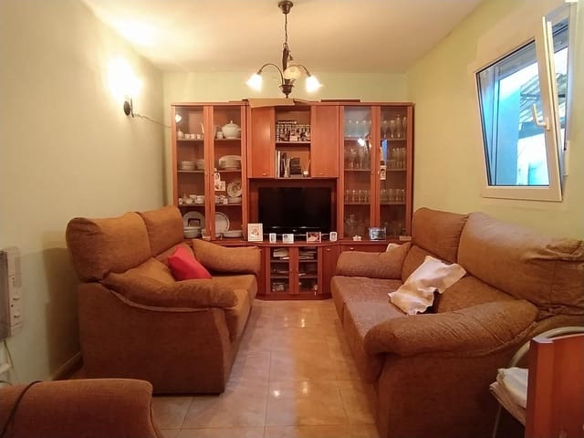 3 slaapkamer Flat te koop in Ponferrada - € 64.000 (Ref: 9243024)
