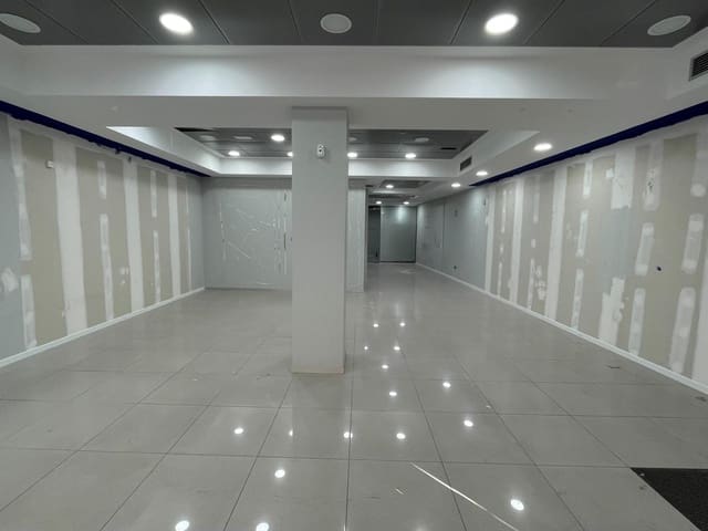 Erhverv til leje i Ponferrada - € 1.000 (Ref: 9269816)