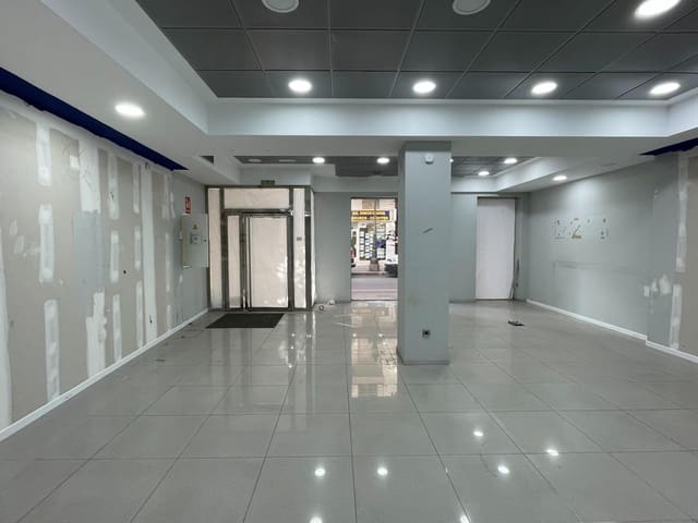 Erhverv til leje i Ponferrada - € 1.000 (Ref: 9269816)