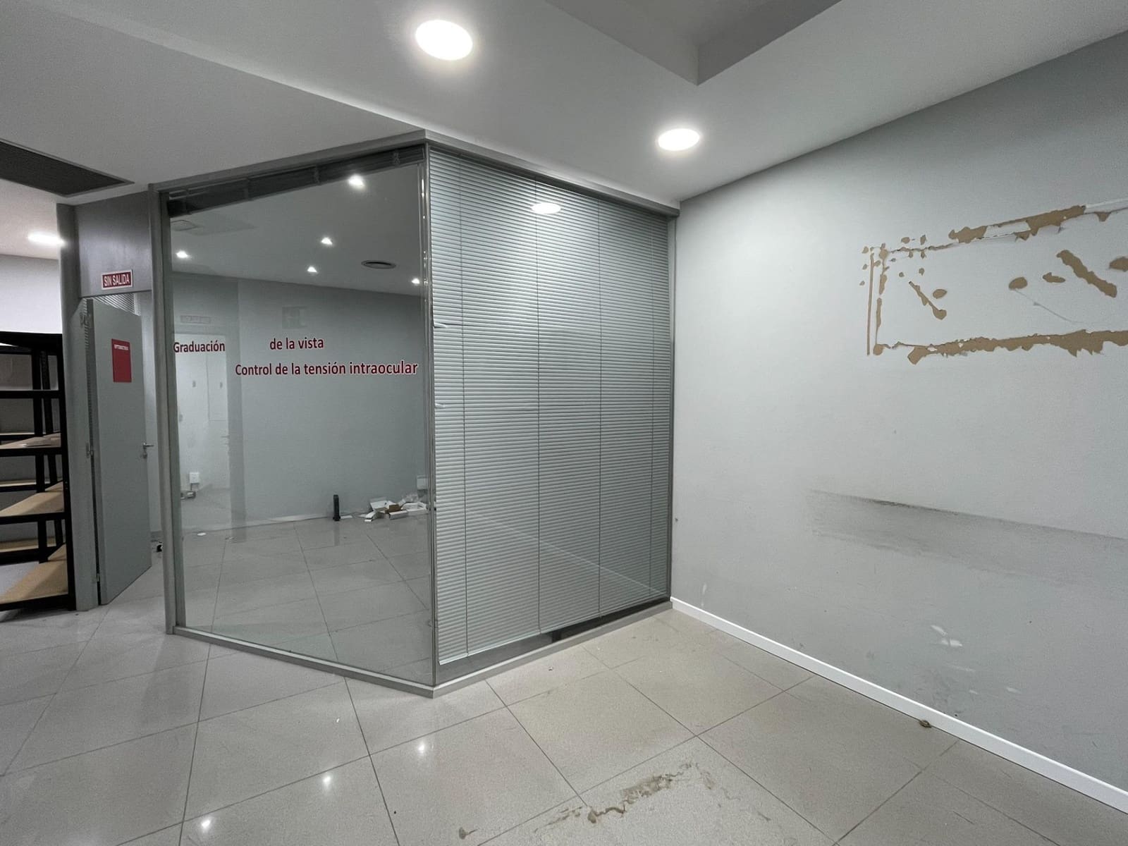 Erhverv til leje i Ponferrada - € 1.000 (Ref: 9269816)