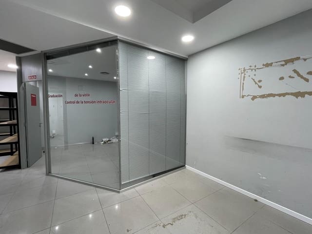 Erhverv til leje i Ponferrada - € 1.000 (Ref: 9269816)