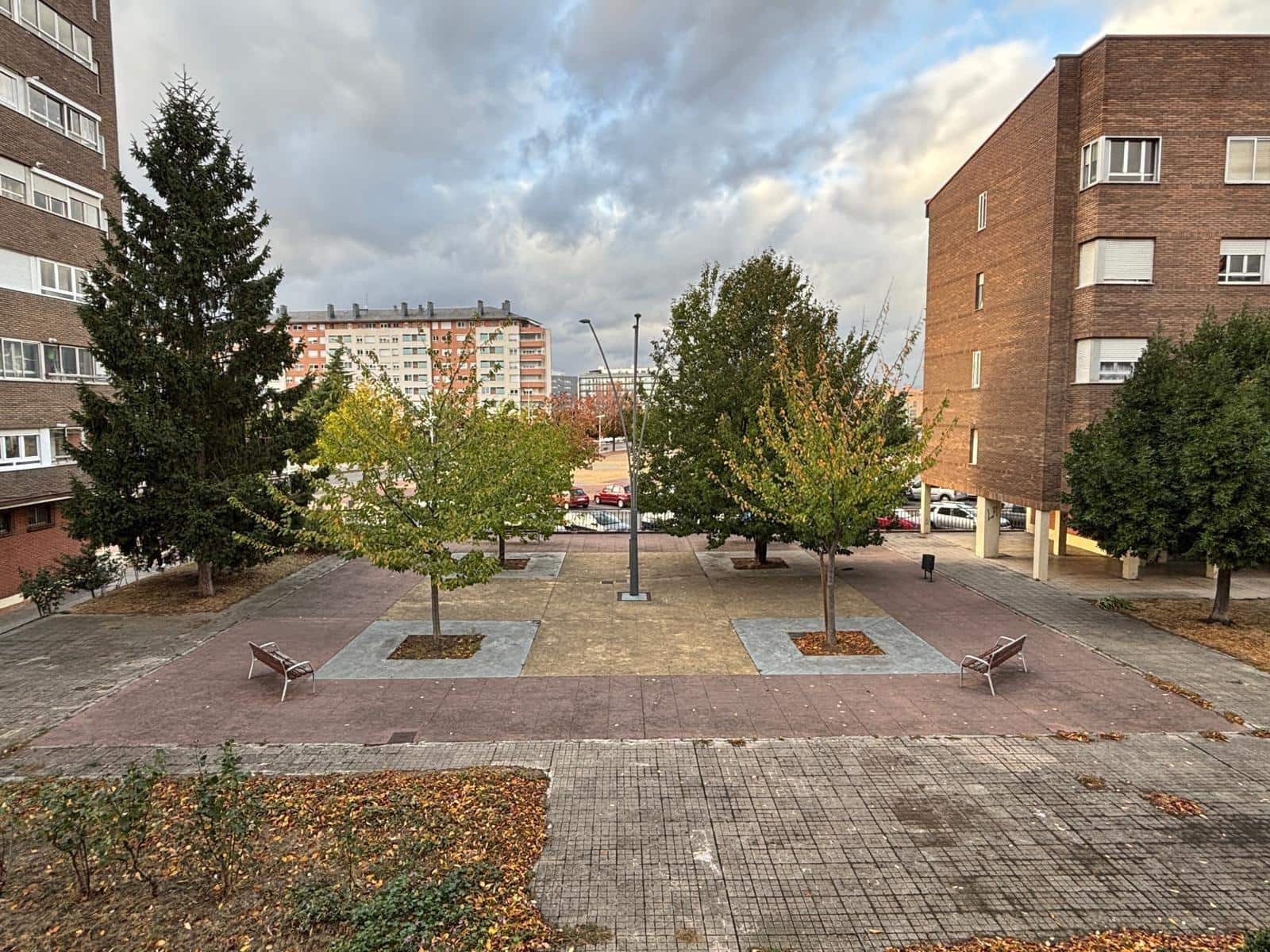 4 slaapkamer Flat te koop in Ponferrada - € 85.000 (Ref: 9353673)