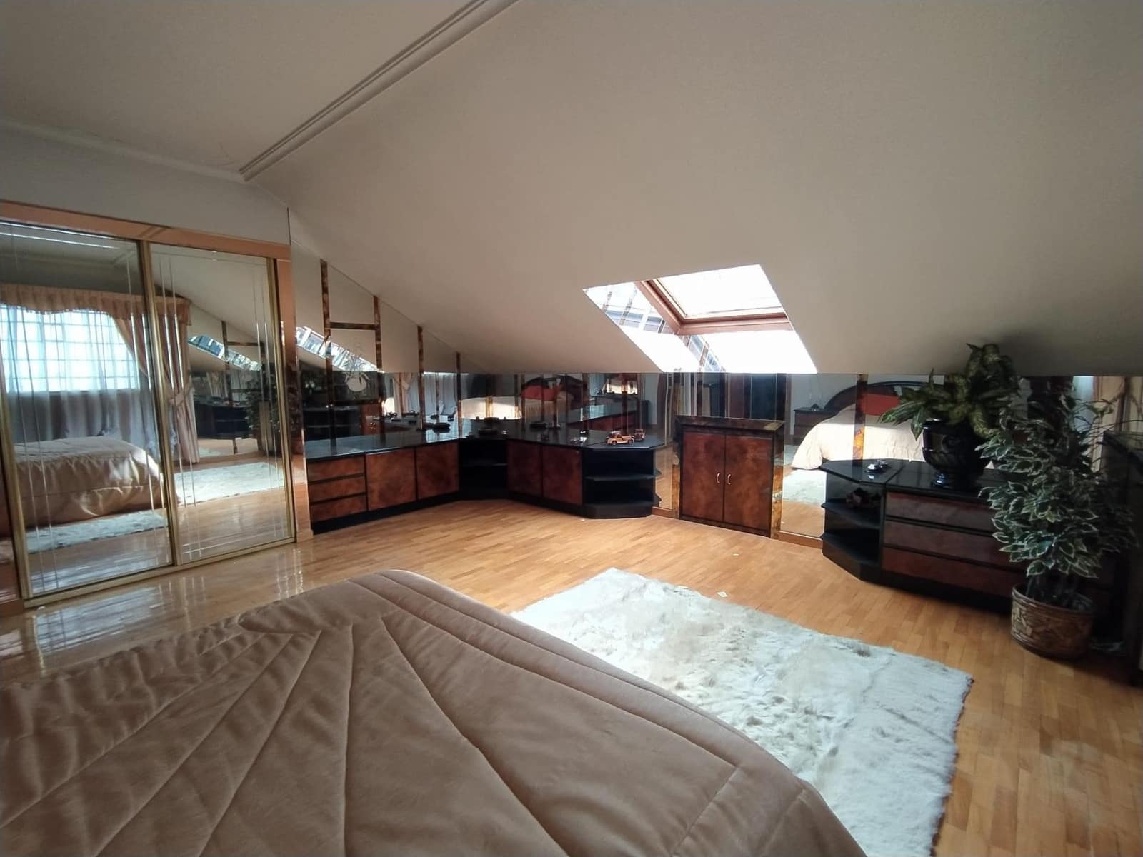 4 makuuhuone Huoneisto myytävänä paikassa Ponferrada mukana 
autotalli - 115 000 € (Ref: 9353674)