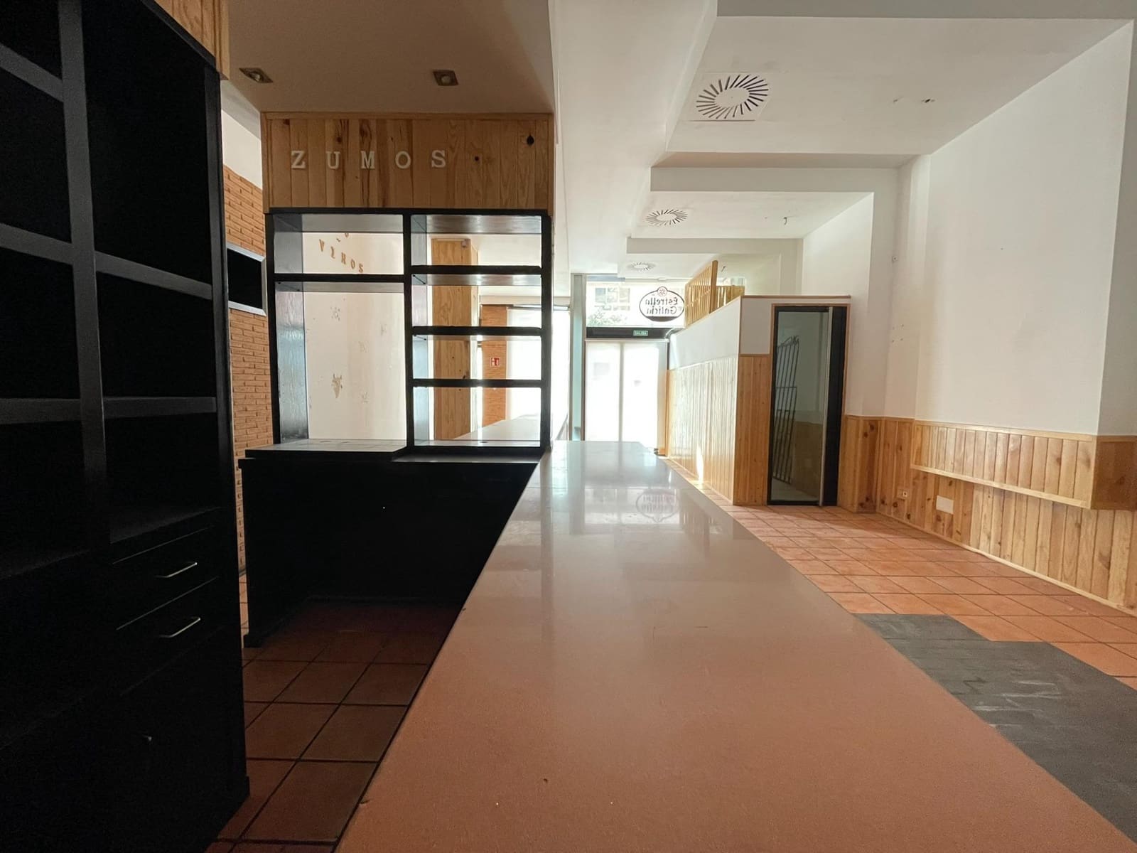 Komercyjne na sprzedaż w Ponferrada - 130 000 € (Ref: 9367621)