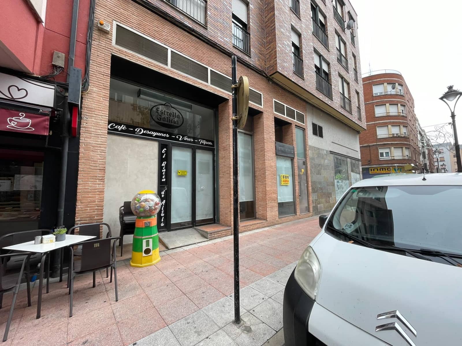 Komercyjne na sprzedaż w Ponferrada - 130 000 € (Ref: 9367621)