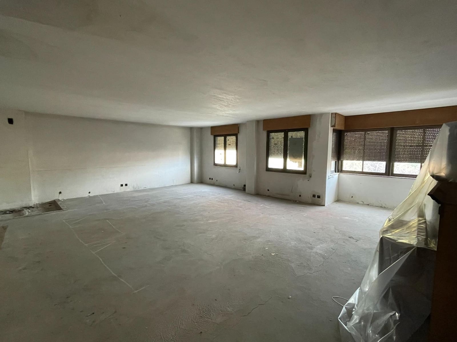 Escritório para venda em Ponferrada - 58 000 € (Ref: 9367624)