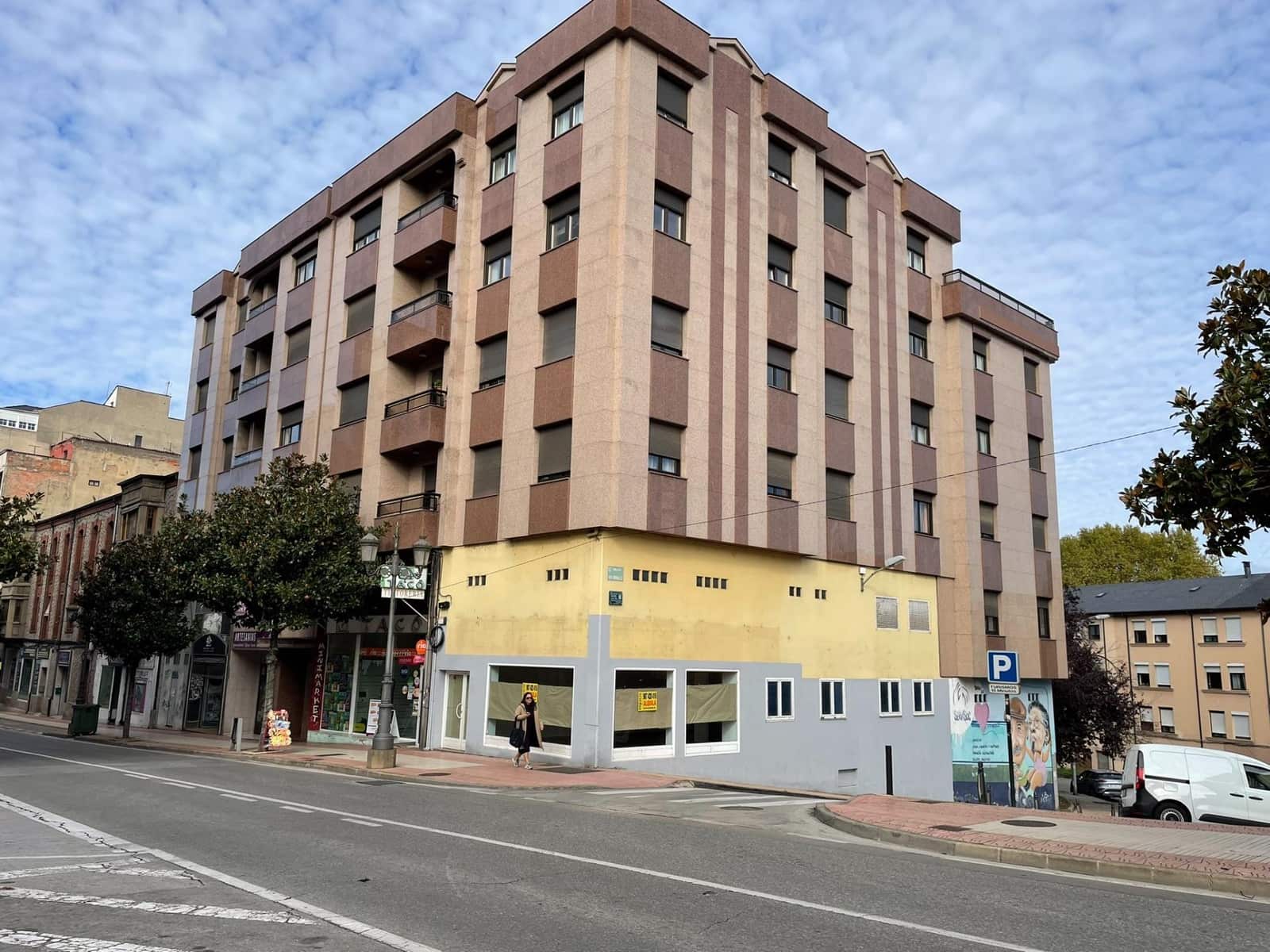 Escritório para venda em Ponferrada - 58 000 € (Ref: 9367624)