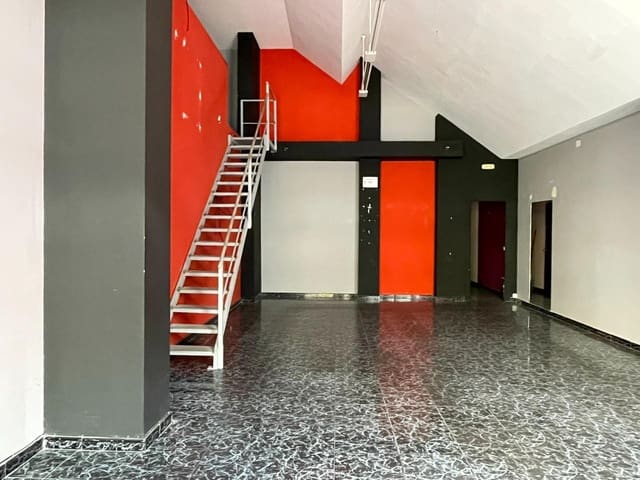 Komercyjne do wynajęcia w Ponferrada - 600 € (Ref: 9367626)