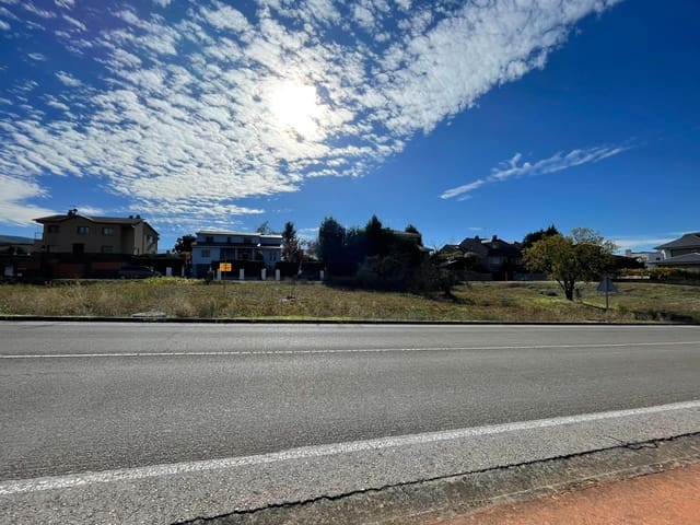 Tomt till salu i Ponferrada - 53 000 € (Ref: 9367627)