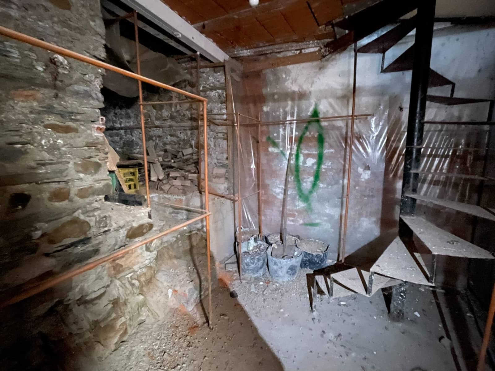 3 soverom Hus til salgs i Ponferrada - € 68 000 (Ref: 9367630)